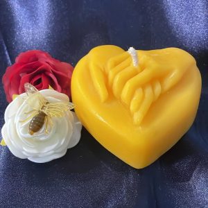 Herz mit Händen [042]